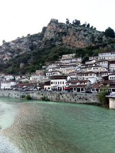 Berat, Città delle mille finestre